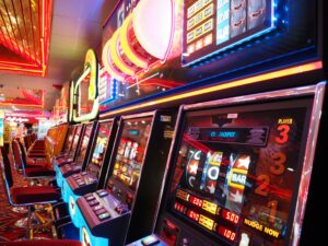 Strategic Betting: Sharpening Your Edge in Online Gambling Arenas